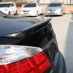 ĐUÔI GIÓ CARBON MẪU GS GENESIS SEDAN